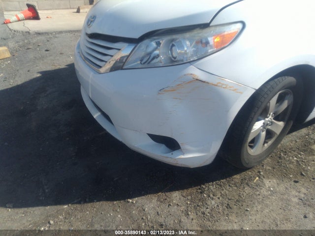 Toyota SIENNA LE 2017 5TDKZ3DC4HS840358 Image 7