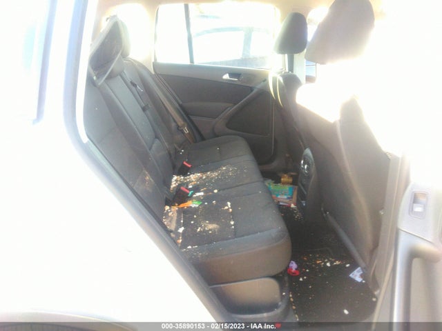 WVGAV3AX7EW510364 Volkswagen TIGUAN S