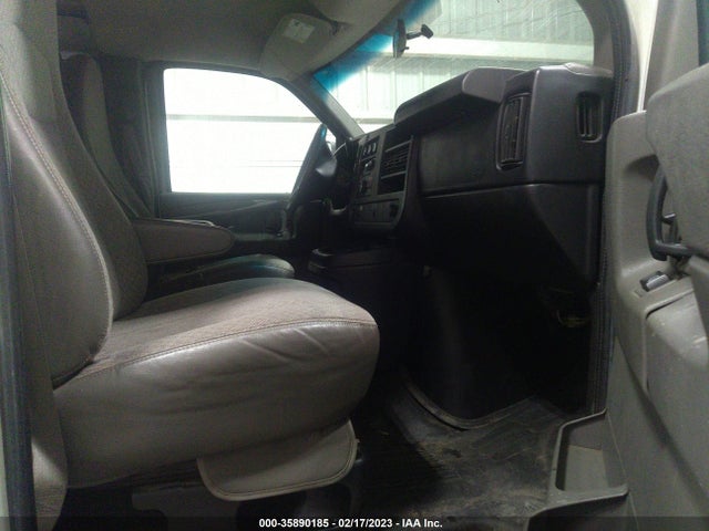 Chevrolet EXPRESS CARGO VAN 2011 1GCSHAF45B1126143 Image 6