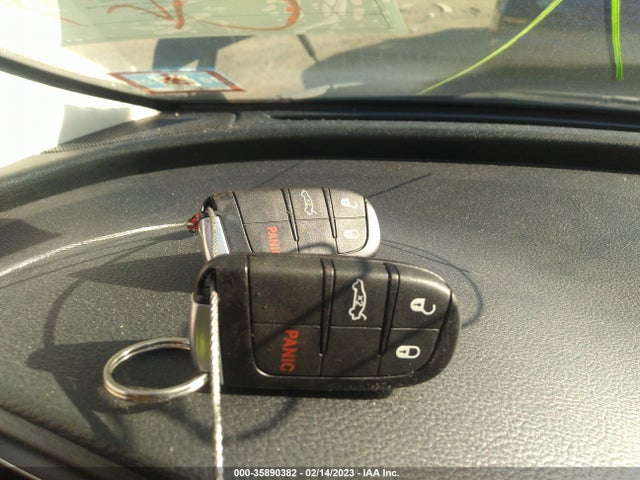 Chrysler 200 Limited 2015 1C3CCCAB3FN600999 Image 11