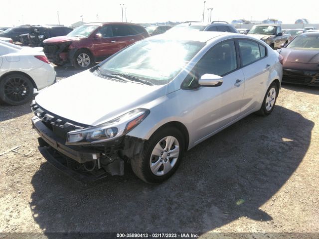 3KPFK4A73HE082512 KIA FORTE LX
