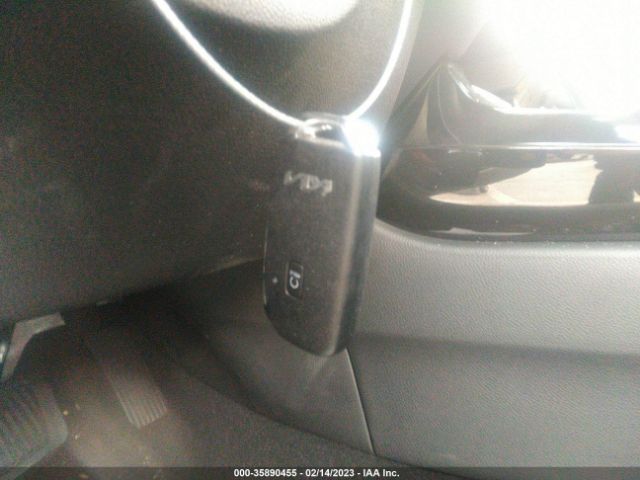 KNDEU2AA3P7394558 KIA SELTOS S