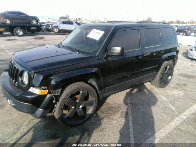 Jeep Patriot Altitude Edition 2015 1C4NJPBA2FD398492 Image 2