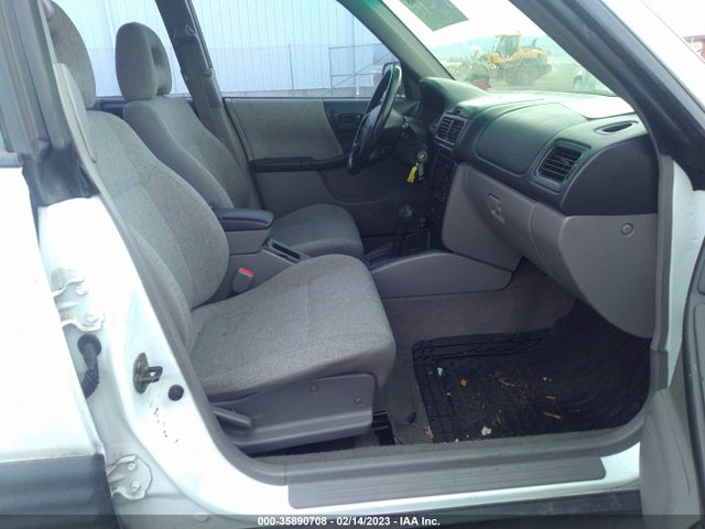 2001 SUBARU FORESTER L VIN: JF1SF63581H734444