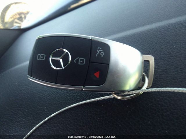 W1N4M4GB9LW034226 Mercedes-Benz Glb Glb 250