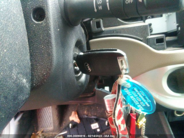 KNADN5A37E6333936 KIA RIO EX
