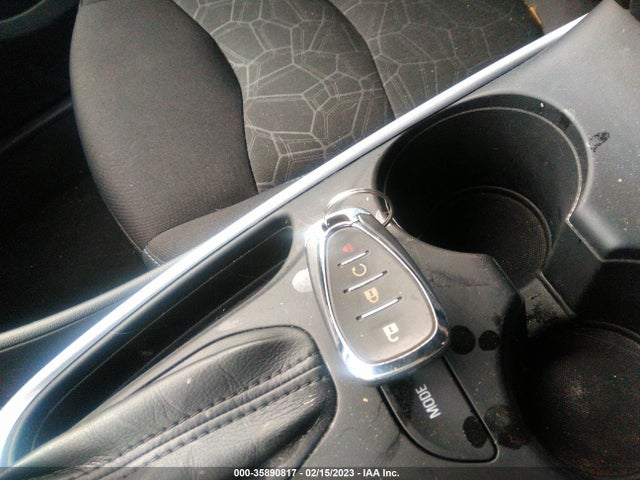 2018 Chevrolet Volt, VIN: 1G1RC6S59JU151187