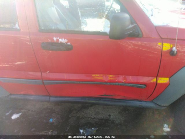 1J4GL48K35W507587 Jeep Liberty Sport