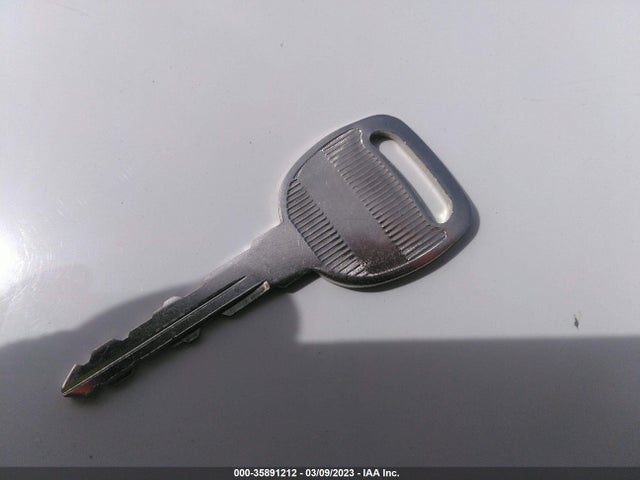 GMC YUKON DENALI 2003 1GKEK63U03J121311 Image 3