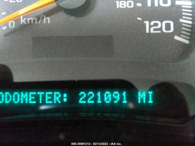 GMC YUKON DENALI 2003 1GKEK63U03J121311 Image 8