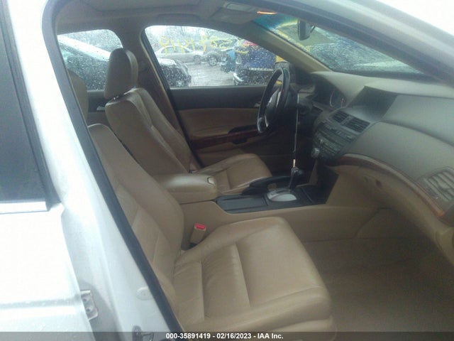 2010 HONDA ACCORD SDN EX-L VIN: 5KBCP3F84AB015080