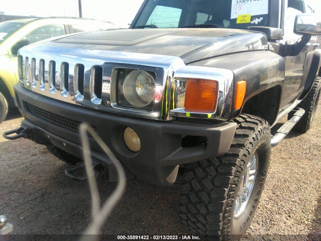 2007 HUMMER H3 SUV VIN: 5GTDN13E078221912