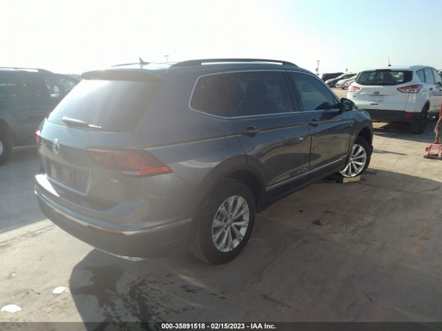3VV3B7AXXJM005010 Volkswagen Tiguan Sel/se