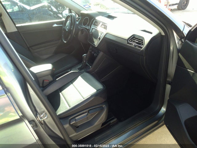 3VV3B7AXXJM005010 Volkswagen Tiguan Sel/se