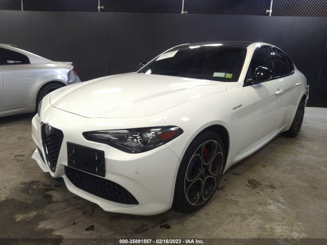 2022 Alfa Romeo Giulia, VIN: ZARFANBN4N7666246