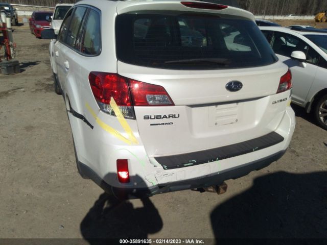 4S4BRCAC5D3273766 Subaru Outback 2.5i