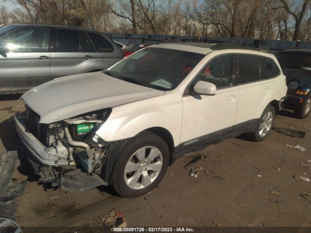 4S4BRBKCXB3403661 Subaru Outback 2.5i Limited Pwr Moon