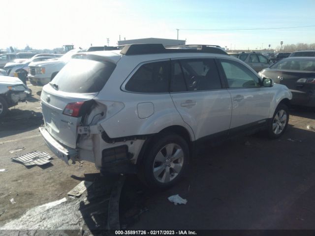 4S4BRBKCXB3403661 Subaru Outback 2.5i Limited Pwr Moon