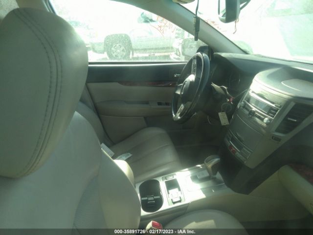 4S4BRBKCXB3403661 Subaru Outback 2.5i Limited Pwr Moon