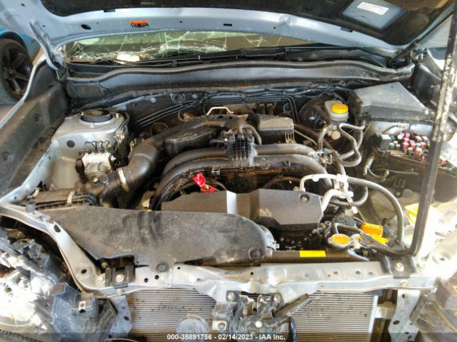 JF2SJAJC9JH412927 Subaru Forester Limited