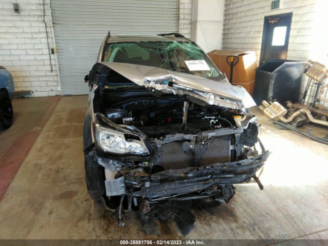 JF2SJAJC9JH412927 Subaru Forester Limited