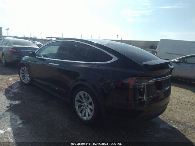 Tesla Model X 70d/90d/75d/60d/p100d 2016 5YJXCBE22GF004168 Image 4