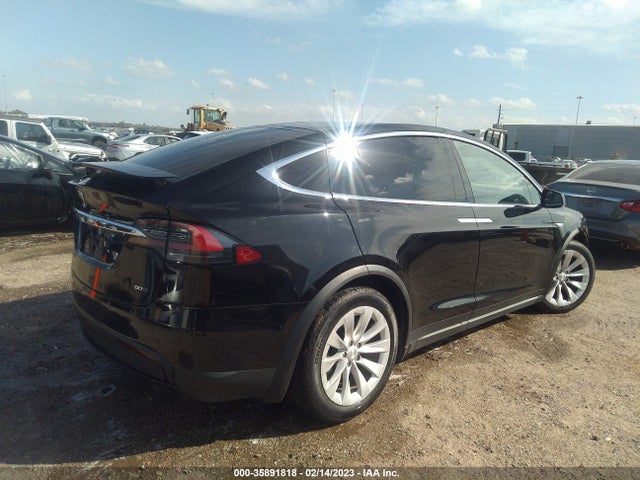 Tesla Model X 70d/90d/75d/60d/p100d 2016 5YJXCBE22GF004168 Image 5