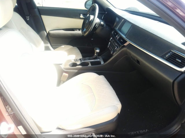 2018 Kia Optima, VIN: 5XXGV4L25JG195873