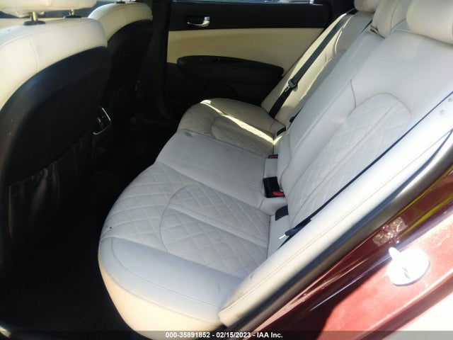 2018 Kia Optima, VIN: 5XXGV4L25JG195873