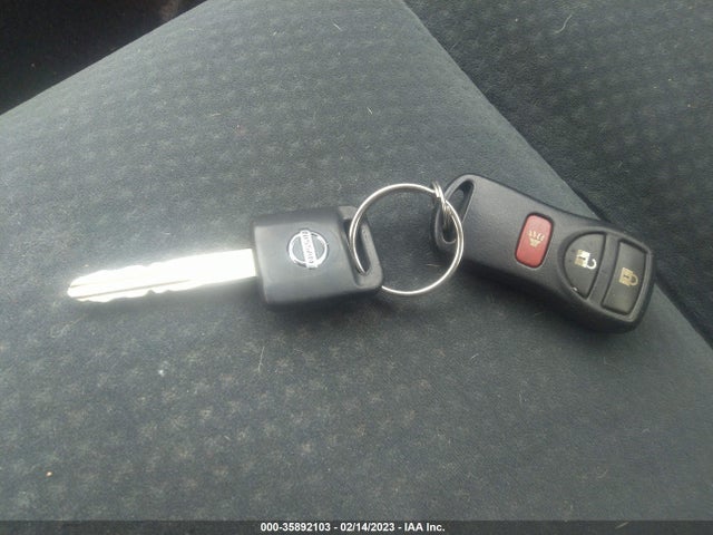 2010 NISSAN VERSA 1.8 S VIN: 3N1BC1CP7AL375759