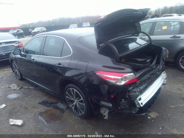 2018 Toyota Camry, VIN: 4T1B11HK5JU546994