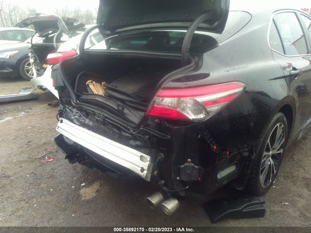 2018 Toyota Camry, VIN: 4T1B11HK5JU546994