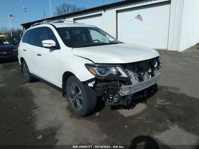 2018 Nissan Pathfinder, VIN: 5N1DR2MN8JC611009