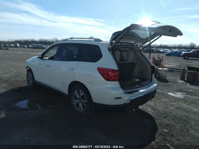 2018 Nissan Pathfinder, VIN: 5N1DR2MN8JC611009