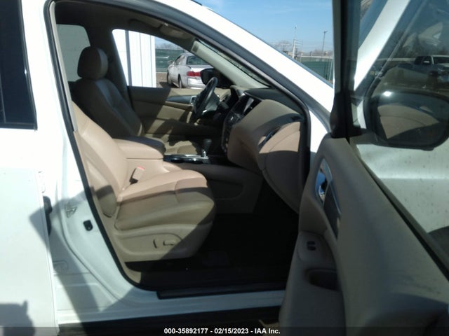 2018 Nissan Pathfinder, VIN: 5N1DR2MN8JC611009