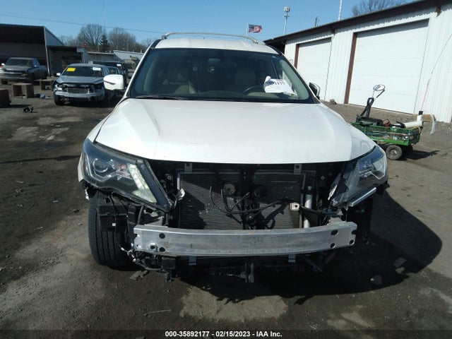 2018 Nissan Pathfinder, VIN: 5N1DR2MN8JC611009