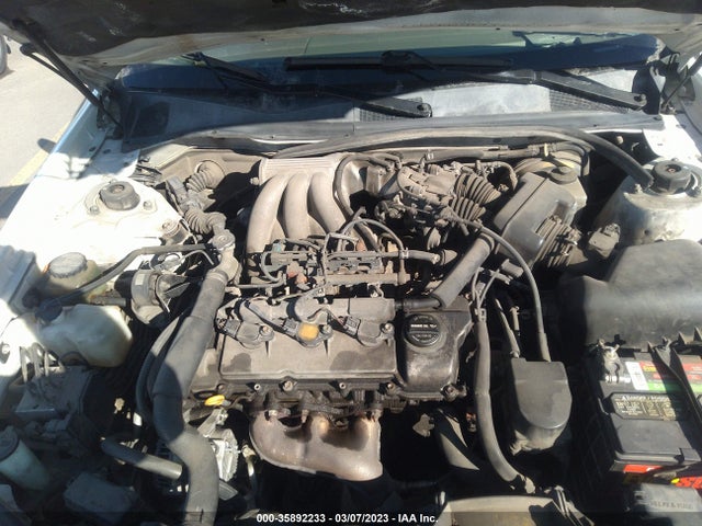 JT8BF28G0X0213348 Lexus ES 300 LUXURY SPORT SDN
