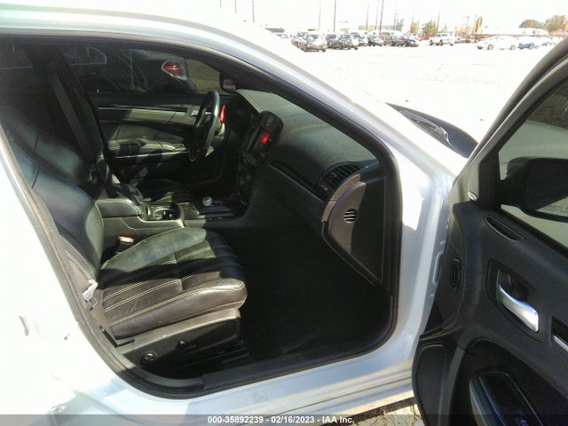 2C3CCAGG4KH536840 Chrysler 300 300s