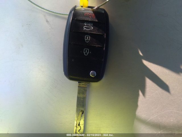 3KPA24AD6LE318014 KIA RIO S