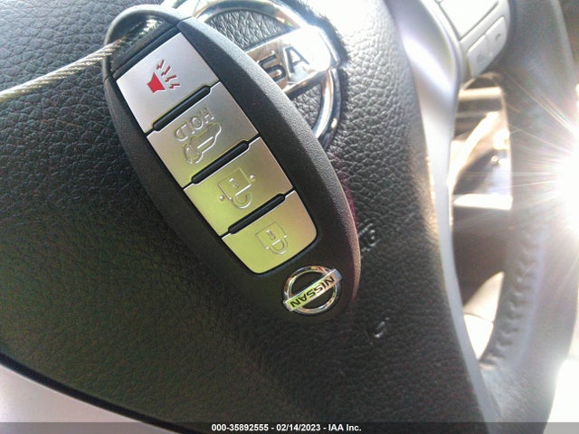 2015 Nissan Rogue, VIN: 5N1AT2MV9FC921617