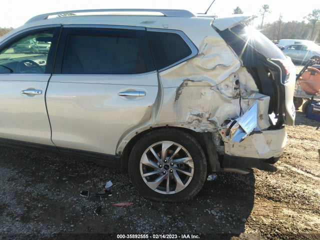 2015 Nissan Rogue, VIN: 5N1AT2MV9FC921617