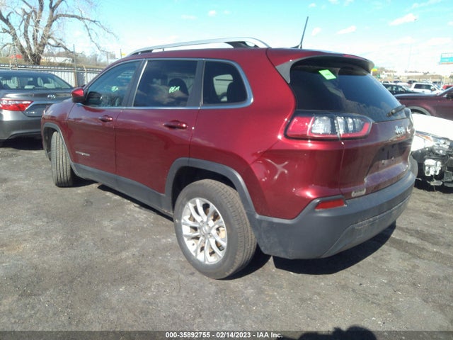 1C4PJLCB9KD149870 Jeep Cherokee Latitude