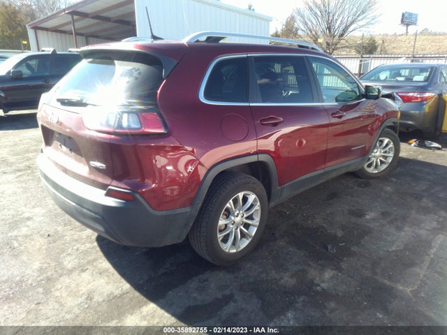 1C4PJLCB9KD149870 Jeep Cherokee Latitude