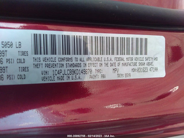 1C4PJLCB9KD149870 Jeep Cherokee Latitude