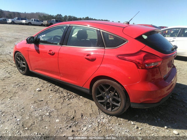 2016 Ford Focus, VIN: 1FADP3K24GL313404