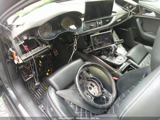 2016 Audi S6, VIN: WAUF2AFCXGN107854
