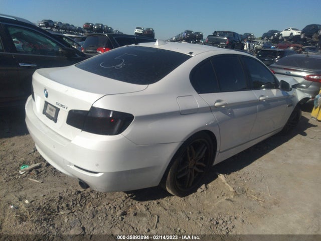 BMW 5 Series 535i 2014 WBA5B1C5XED476637 Image 4