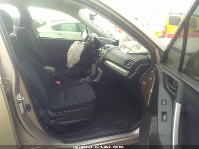 Subaru Forester 2.5i Premium 2015 JF2SJADC8FH838630 Image 6