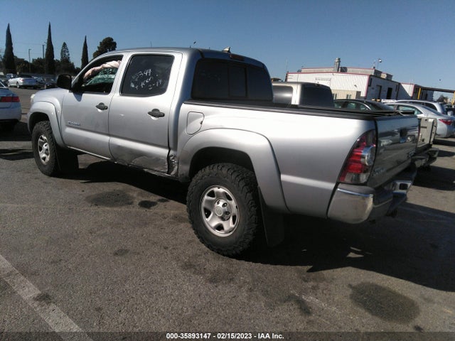 2015 Toyota Tacoma, VIN: 5TFJU4GN2FX088826