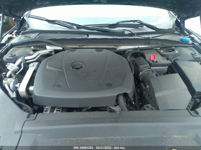2017 Volvo S90, VIN: YV1A22MKXH1012050
